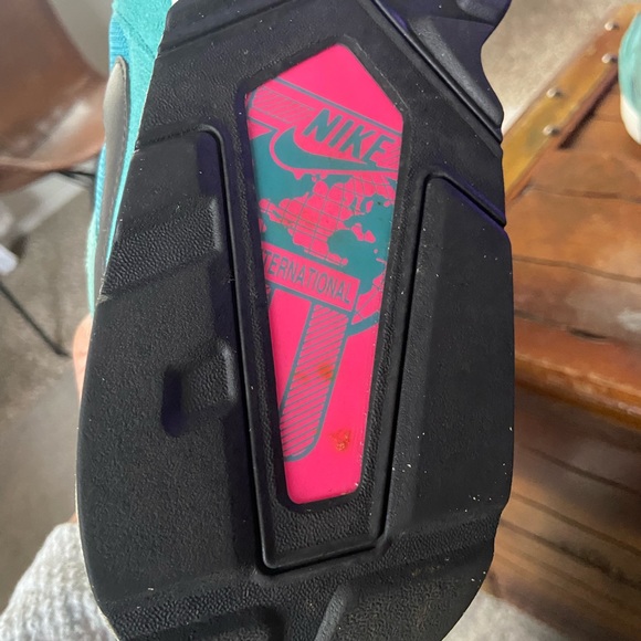 Nike Airmax International ST - Picture 6 of 8